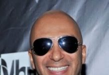 Tom Morello já sabe em quem votar aqui no Brasil