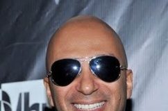 Tom Morello já sabe em quem votar aqui no Brasil