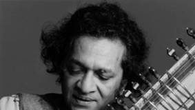 Morreu o citarista Ravi Shankar, que colaborou com os Beatles