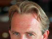 Kevin Costner pode ser Jonathan Kent no novo Superman