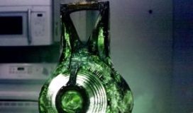 Divulgada imagem da bateria que carrega o anel do Lanterna Verde