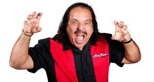 Ron Jeremy, o rei do pornô, está internado em estado grave