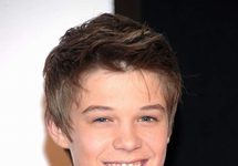 Under The Dome fez sua primeira contratação para o elenco