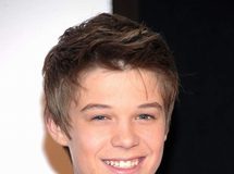 Under The Dome fez sua primeira contratação para o elenco