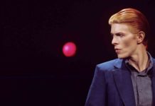 Dica de Documentário: Bowie: The Man Who Changed the World traça um bom panorama da carreira do Camaleão Delfos, David Bowie