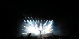 O Green Day quebrou tudo em Curitiba Green Day, Delfos