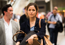 Crítica Juliet, Nua e Crua: nu com a mão no bolso Juliet, Nua e Crua, Nick Hornby, Delfos