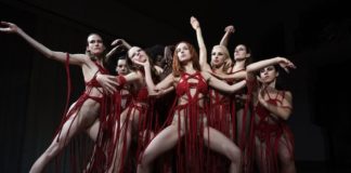 Crítica: Suspiria é um filme bem forte Suspiria, Suspiria remake, Dario Argento, Delfos