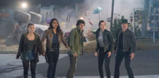 Crítica Zumbilândia: Atire Duas Vezes – Nada de armas, só abraços Zumbilândia, Woody Harrelson, Emma Stone, Abigail Breslin, Jesse Eisenberg, Delfos, Crítica Zumbilândia Atire Duas Vezes