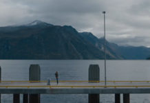 Crítica: Terremoto é um título super criativo Crítica Terremoto, Terremoto, Delfos