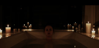 Crítica Amizade Maldita: é um fantasma ou um gato pulando? Crítica Amizade Maldita, Amizade Maldita, Terror, Delfos