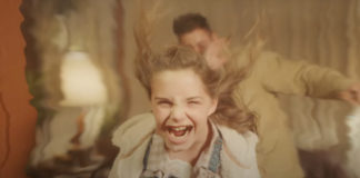 Crítica Chamas da Vingança: a cada 20 anos tem um Crítica Chamas da Vingança, Firestarterm Chamas da Vingança, Stephen King, Delfos