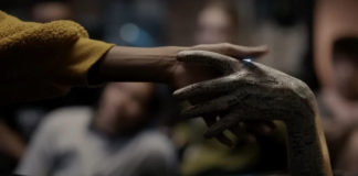 Crítica Fale Comigo: um bom terror sobrenatural Fale Comigo, Talk to Me, Crítica Fale Comigo, Diamond Films, Delfos