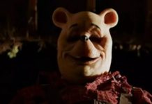 Crítica Ursinho Pooh Sangue e Mel: e se o Puff virasse o Jason? Ursinho Pooh Sangue e Mel, Ursinho Pooh, Ursinho Puff, Delfos