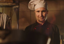 Crítica Estômago 2 O Poderoso Chef: Brasil X Itália Estômago, Paris Filmes, Delfos