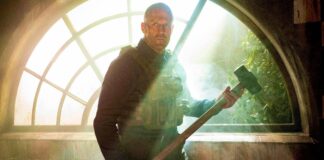 Crítica Resgate Implacável: ele é um trabalhador Jason Statham, Resgate Implacável, Delfos, Warner, WB