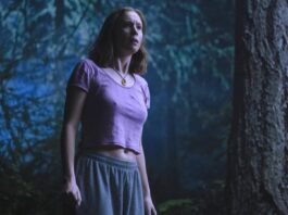 Crítica Acampamento Miasma: Adolescência, Sexo e Morte Acampamento Miasma, Gillian Anderson, Patrick Fischler, Hannah Einbinder, Delfos